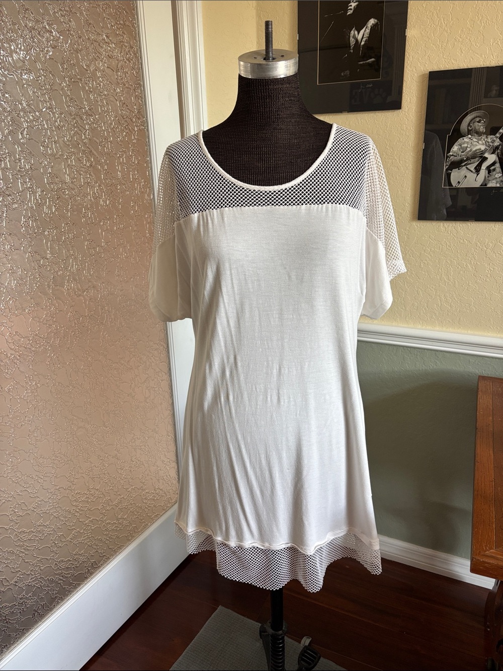 Venus White Mesh Yoke Tunic Dress coverup. NWOT
